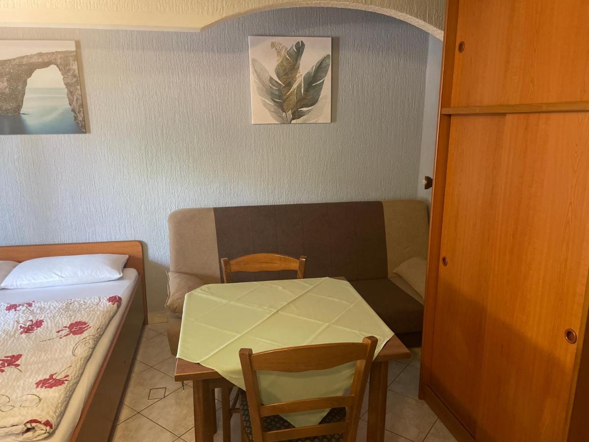 Apartmani Nina Crikvenica Zewnętrze zdjęcie