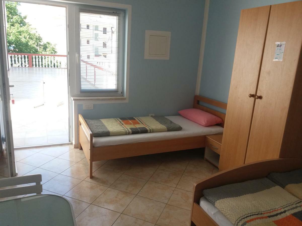 Apartmani Nina Crikvenica Zewnętrze zdjęcie