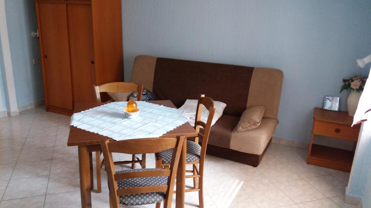 Apartmani Nina Crikvenica Zewnętrze zdjęcie